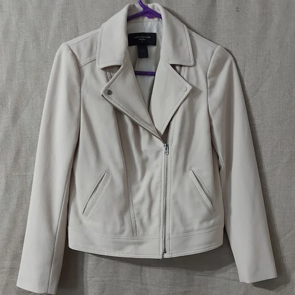 Ann Taylor Jackets size 4P petite color cream - Picture 11 of 13